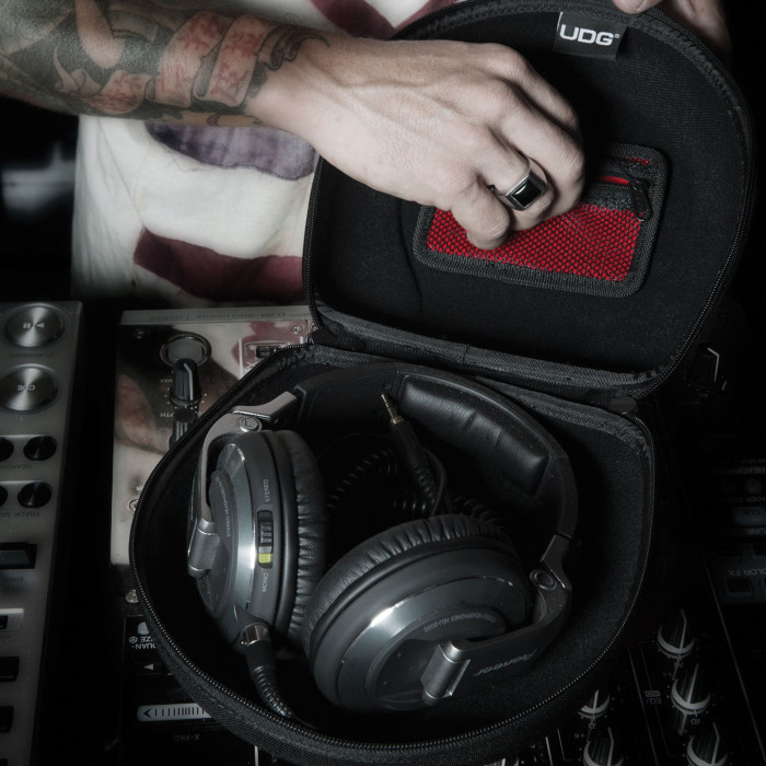 UDG Creator Headphone Case Large Black