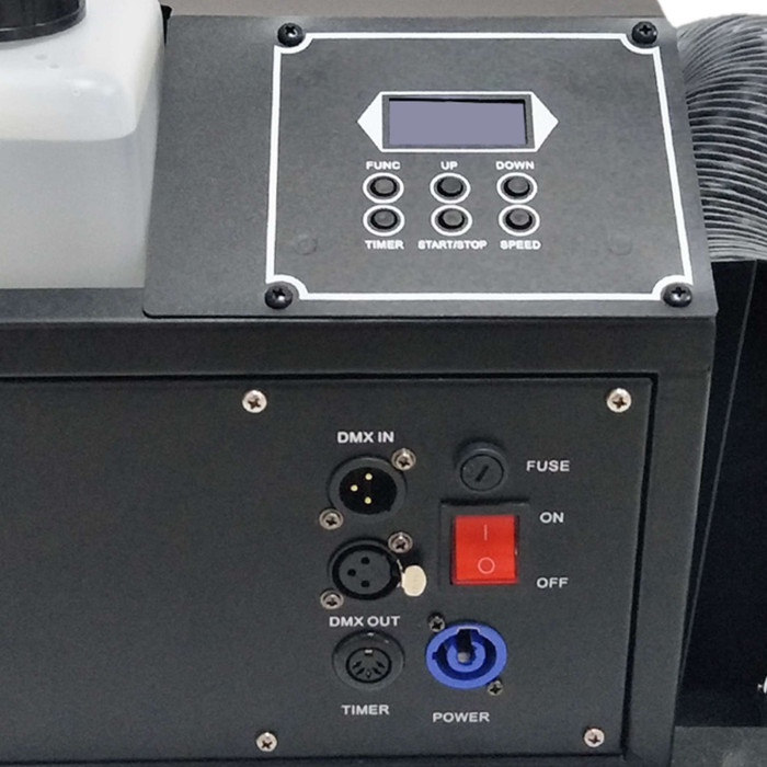 Pack : 1 x Machine à fumée lourde 1200W + Flight-case