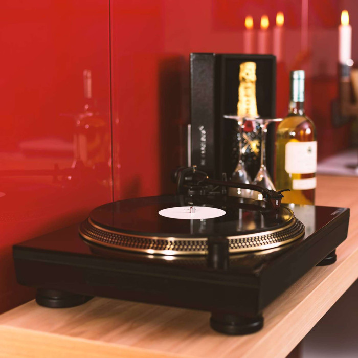 Platine vinyle Hifi avec bras de lecture en S