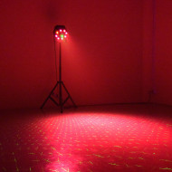 Jeux de lumière 4-en-1 : Multi-faisceaux,Wash, Strobe, Laser multipoints Rouge et Vert