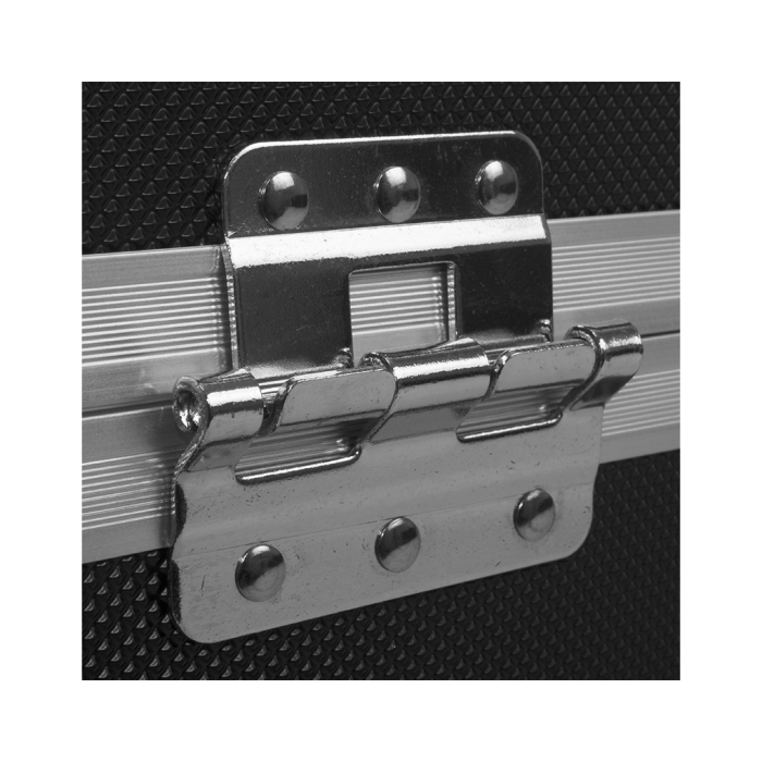 UDG Ultimate Pick Foam Flight Case Multi Format Turntable Silver