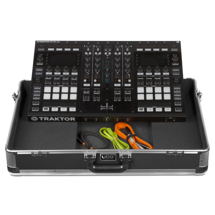 U 93013 UDG Ultimate Pick Foam Flight Case Multi Format XL Silver