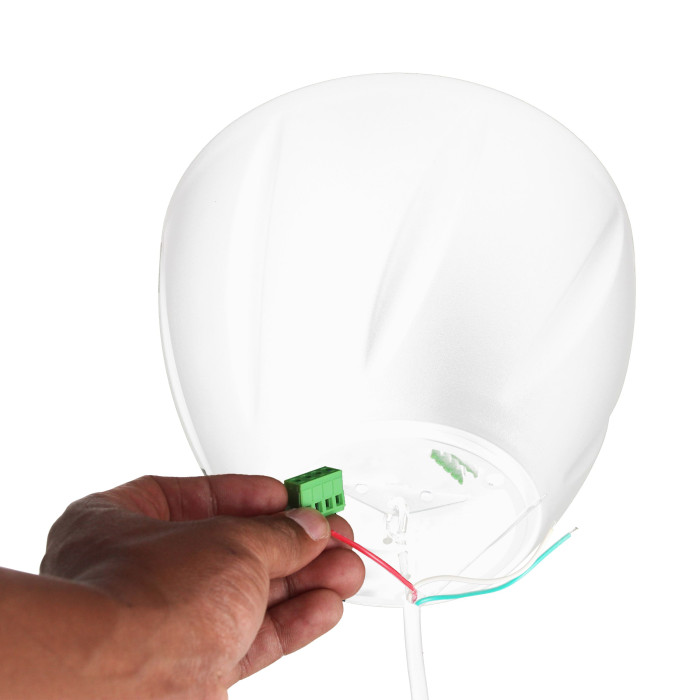 Enceinte suspendue plafond