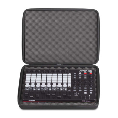 UDG Creator Controller Hardcase Medium Black MK2