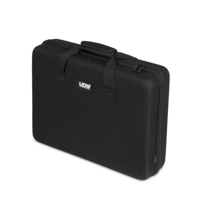UDG Creator Controller Hardcase Medium Black MK2