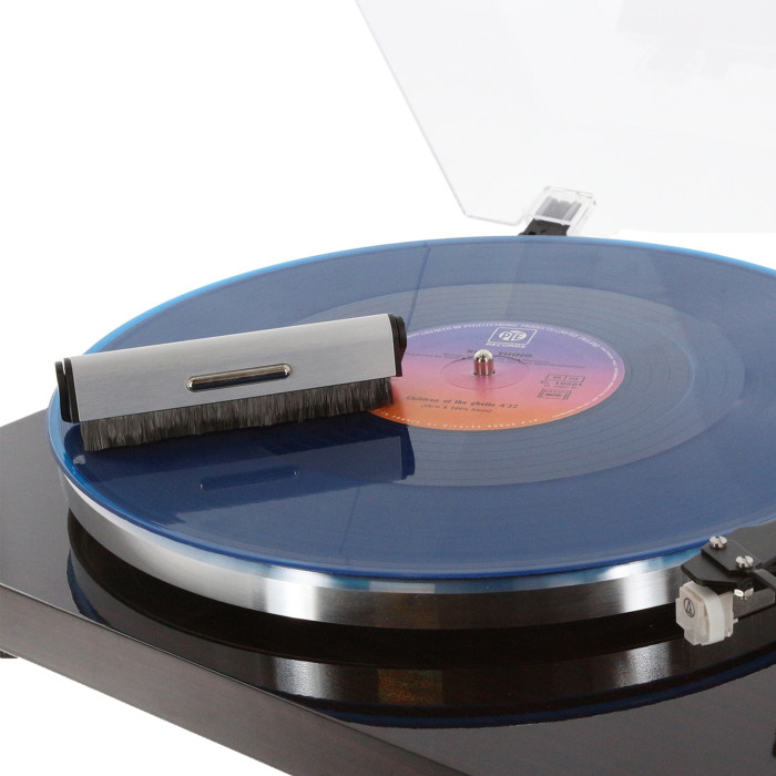 BROSSE CARBONE VINYLE BVA 05 — free download