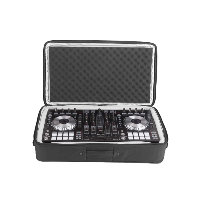 UDG Urbanite MIDI Controller Sleeve Large Black