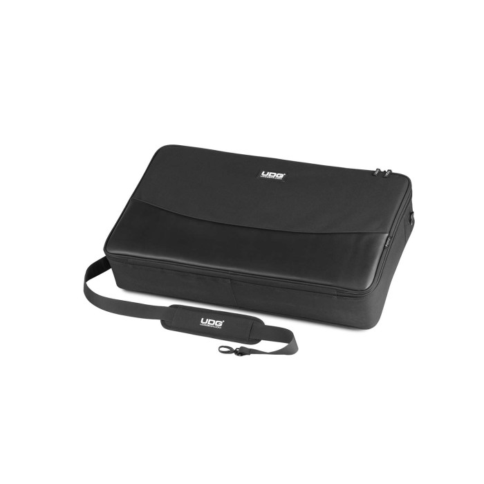 UDG Urbanite MIDI Controller Sleeve Large Black