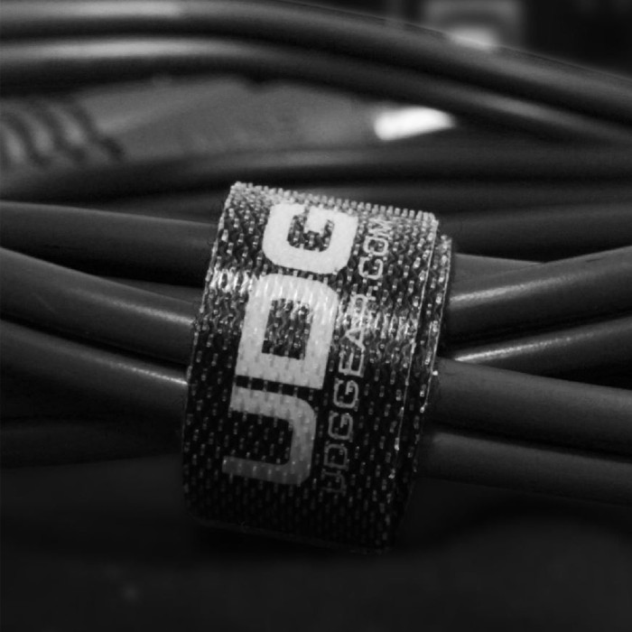 Cable UDG RCA Droit - RCA Coudé Noir 3m