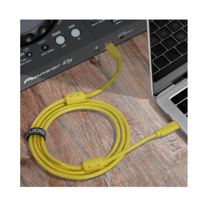 Cable UDG USB 3.2 C-C Jaune Droit 1,5m