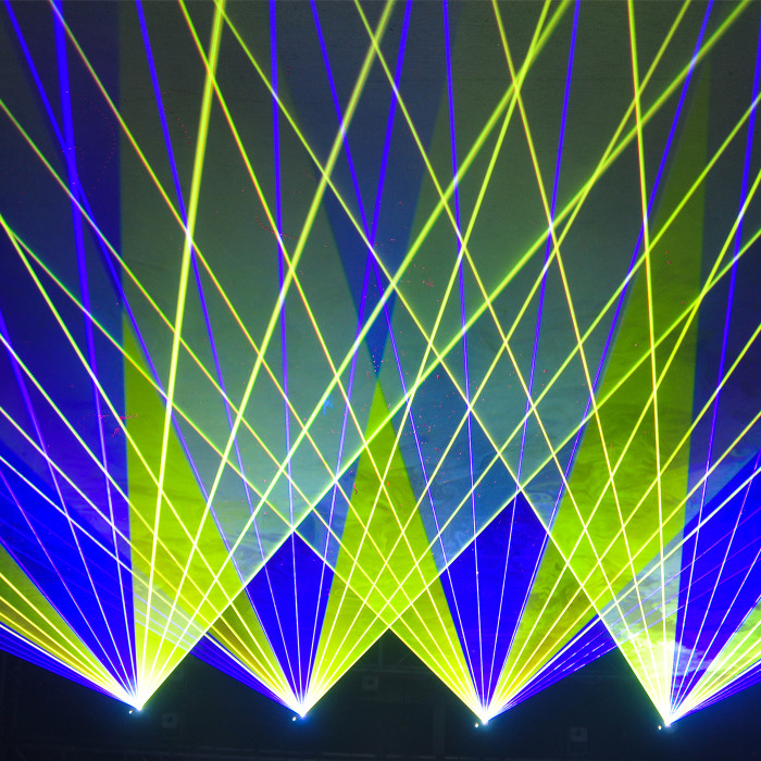 Laser RGB 10W IP65 + Flight Case