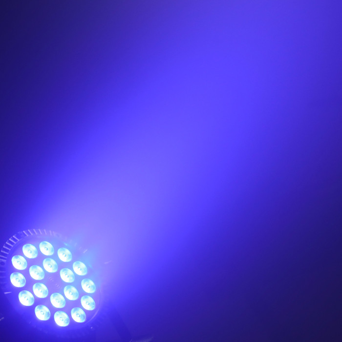 Par Slim 18 Leds De 6W 4-en-1