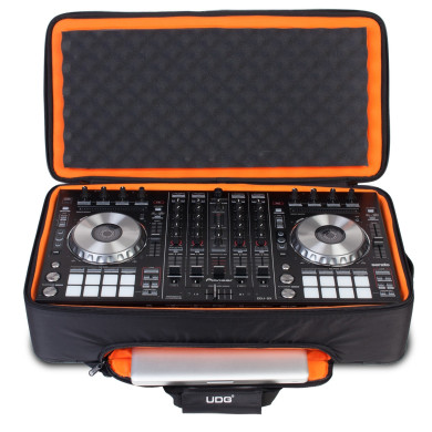 UDG Ultimate Midi Controller Backpack Large Black/Orange inside MK2