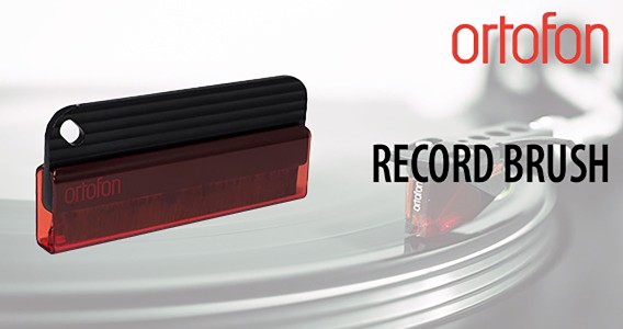 Le nouvel accessoire d'entretien de vos vinyles par Ortofon DJ. 